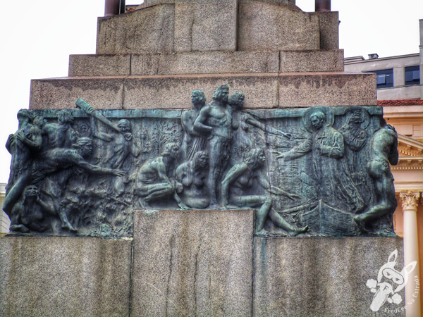 Monumento Glória Imortal aos Fundadores de São Paulo - Largo do Colégio | São Paulo - São Paulo - Brasil | FredLee Na Estrada
