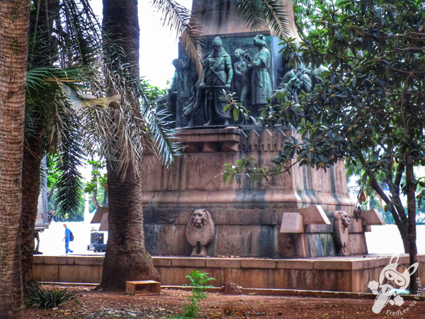 Monumento Amizade Sírio-Libanesa - Praça Fernando Costa | São Paulo - São Paulo - Brasil | FredLee Na Estrada