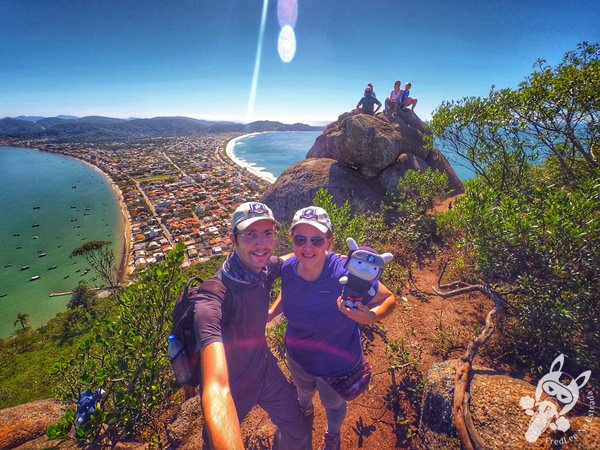 Morro do Macaco | Bombinhas - Santa Catarina - Brasil | FredLee Na Estrada