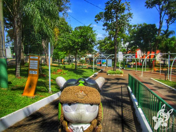 Praça Tiradentes | Xanxerê - Santa Catarina - Brasil | FredLee Na Estrada