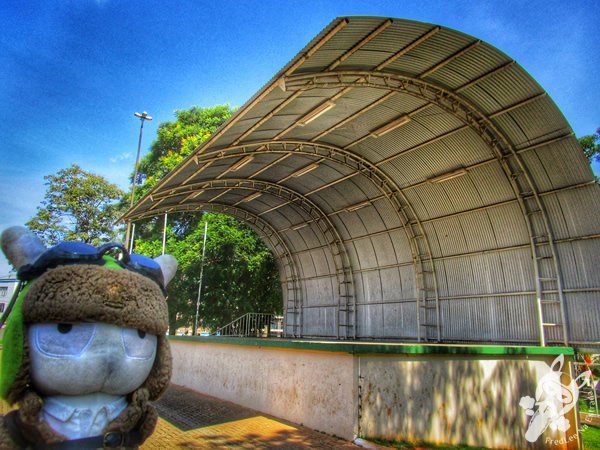 Praça Tiradentes | Xanxerê - Santa Catarina - Brasil | FredLee Na Estrada