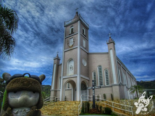 Paróquia São Pedro Apóstolo | Vargeão - Santa Catarina - Brasil | FredLee Na Estrada