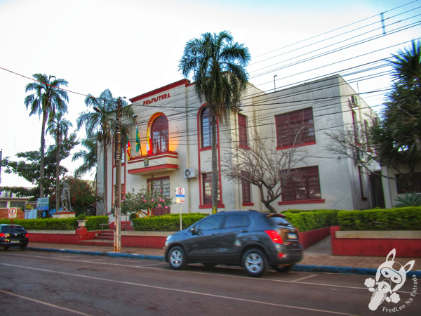 Prefeitura municipal de São Luiz Gonzaga - Rio Grande do Sul - Brasil | FredLee Na Estrada