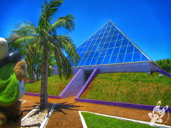Pirâmide Esotérica | Ametista do Sul - Rio Grande do Sul - Brasil | FredLee Na Estrada