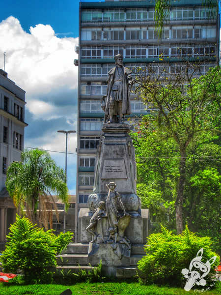 Monumento a Brás Cubas | Praça da República - Centro Histórico | Santos - São Paulo - Brasil | FredLee Na Estrada