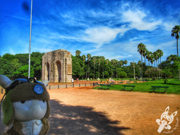 Monumento ao Expedicionário - Parque Farroupilha | Porto Alegre - Rio Grande do Sul - Brasil | FredLee Na Estrada