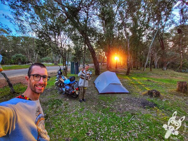 Pôr do sol no camping no Parque Nacional de Santa Teresa | Rocha - Uruguai | FredLee Na Estrada