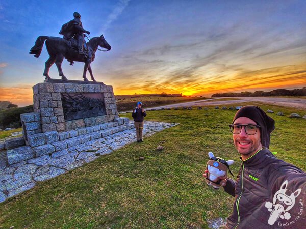 Pôr do sol no Forte de Santa Teresa | Parque Nacional de Santa Teresa - Rocha - Uruguai | FredLee Na Estrada