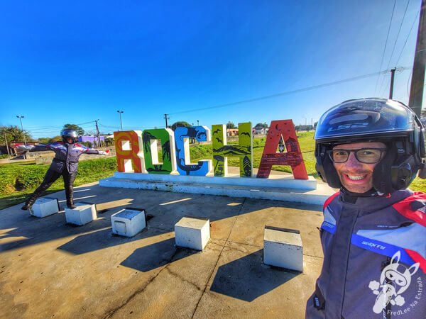 Letreiro da cidade de Rocha às margens da Ruta 10 | Rocha - Rocha - Uruguai | FredLee Na Estrada