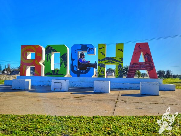 Letreiro da cidade de Rocha às margens da Ruta 10 | Rocha - Rocha - Uruguai | FredLee Na Estrada