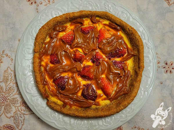 Torta artesanal com creme, doce de leite uruguaio e morangos | Piriápolis - Maldonado - Uruguai | FredLee Na Estrada