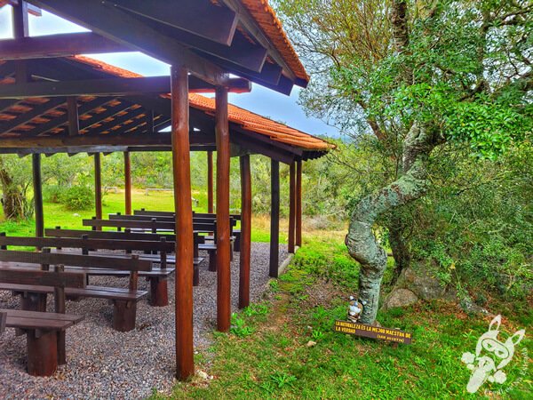 Capilla Nuestra Señora de Lourdes | Villa Serrana - Lavalleja - Uruguai | FredLee Na Estrada