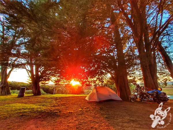 Nascer do Sol no Camping do Parque Municipal Grutas de Salamanca | Aiguá - Maldonado - Uruguai | FredLee Na Estrada