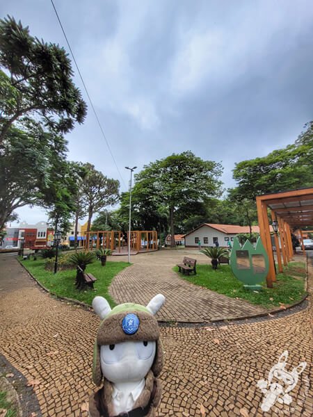 Praça dos Pioneiros | Holambra - São Paulo - Brasil | FredLee Na Estrada