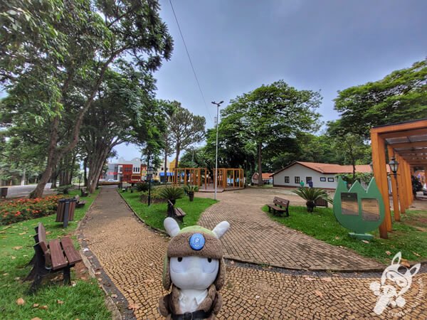 Praça dos Pioneiros | Holambra - São Paulo - Brasil | FredLee Na Estrada