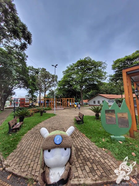 Praça dos Pioneiros | Holambra - São Paulo - Brasil | FredLee Na Estrada