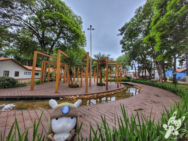 Praça dos Pioneiros | Holambra - São Paulo - Brasil | FredLee Na Estrada