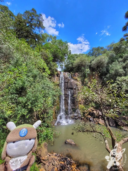 Cascata Rio das Pedras, em Guarapuava, Paraná, Brasil. Foto: FredLee Na Estrada.