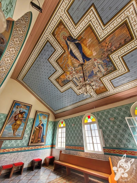 Interior do Santuário Diocesano Nossa Senhora de Belém, em Guarapuava, Paraná, Brasil. Foto: FredLee Na Estrada.