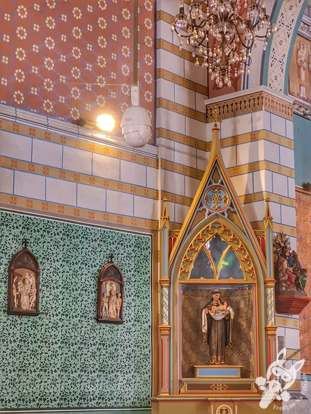 Interior do Santuário Diocesano Nossa Senhora de Belém, em Guarapuava, Paraná, Brasil. Foto: FredLee Na Estrada.