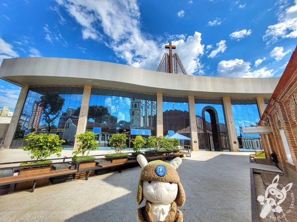Catedral Diocesana Nossa Senhora de Belém, em Guarapuava, Paraná, Brasil. Foto: FredLee Na Estrada.
