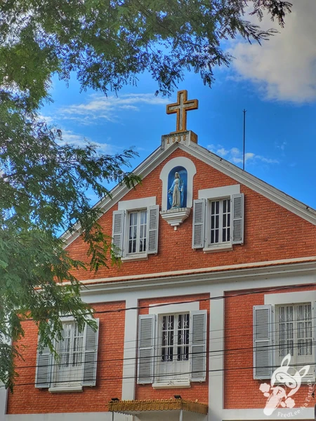 Detalhe da fachada de uma construção no centro histórico de Guarapuava, Paraná, Brasil. Foto: FredLee Na Estrada.