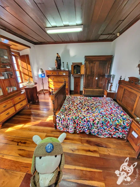 Interior do Solar Casa do Visconde de Guarapuava, sede do Museu Municipal Visconde de Guarapuava, no centro histórico de Guarapuava, Paraná, Brasil. Foto: FredLee Na Estrada.