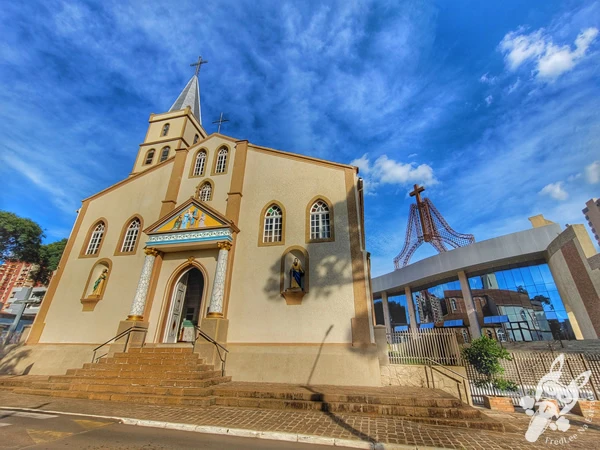 Catedral e Santuário Diocesano Nossa Senhora de Belém, em Guarapuava, Paraná, Brasil. Foto: FredLee Na Estrada.