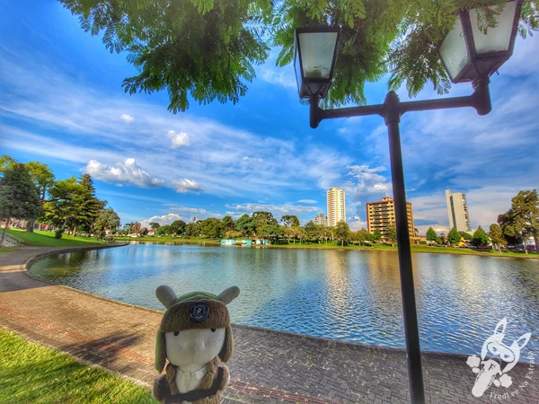 Lagoa das Lágrimas, em Guarapuava, Paraná, Brasil. Foto: FredLee Na Estrada.