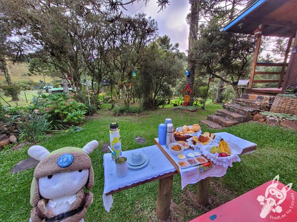 Café da manhã no Chalé Refúgio das Águas | Urupema - Santa Catarina - Brasil | FredLee Na Estrada Café da manhã no Chalé Refúgio das Águas | Urupema - Santa Catarina - Brasil | FredLee Na Estrada